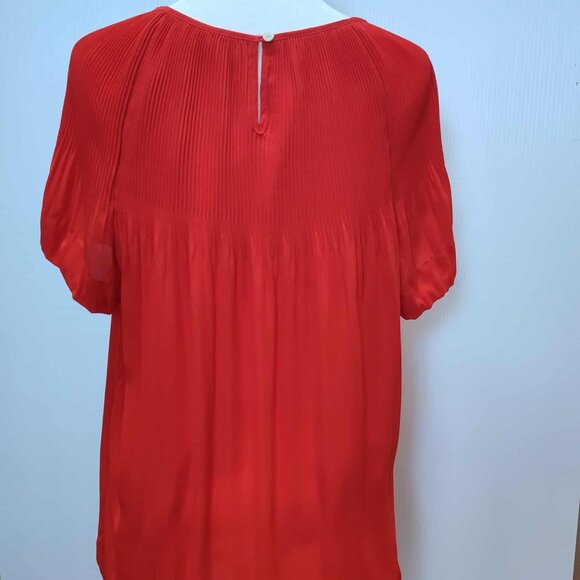 Land's End Red short-sleeved Chiffon, pleated bodice top, size 10 - Picture 5 of 13